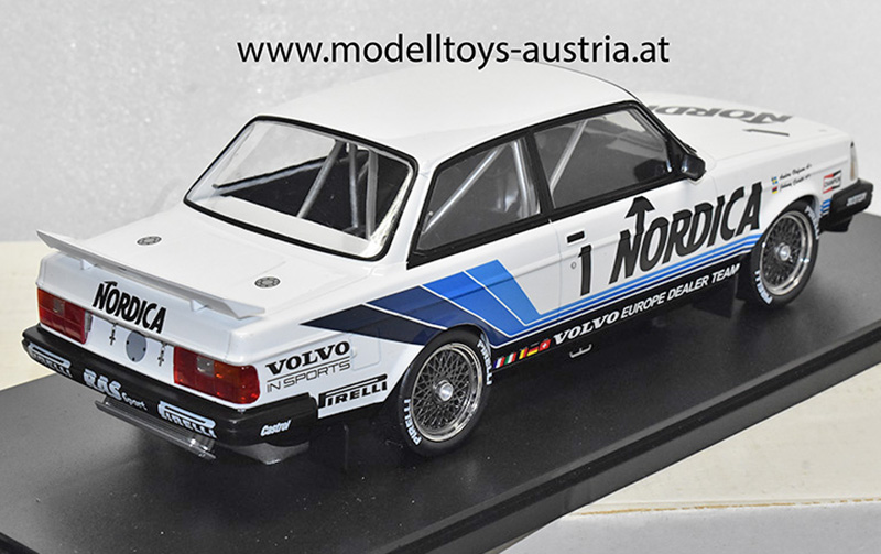 Volvo 240 Turbo 1986 ETCC Brünn J. Cecotto / A. Olofsson 1:18