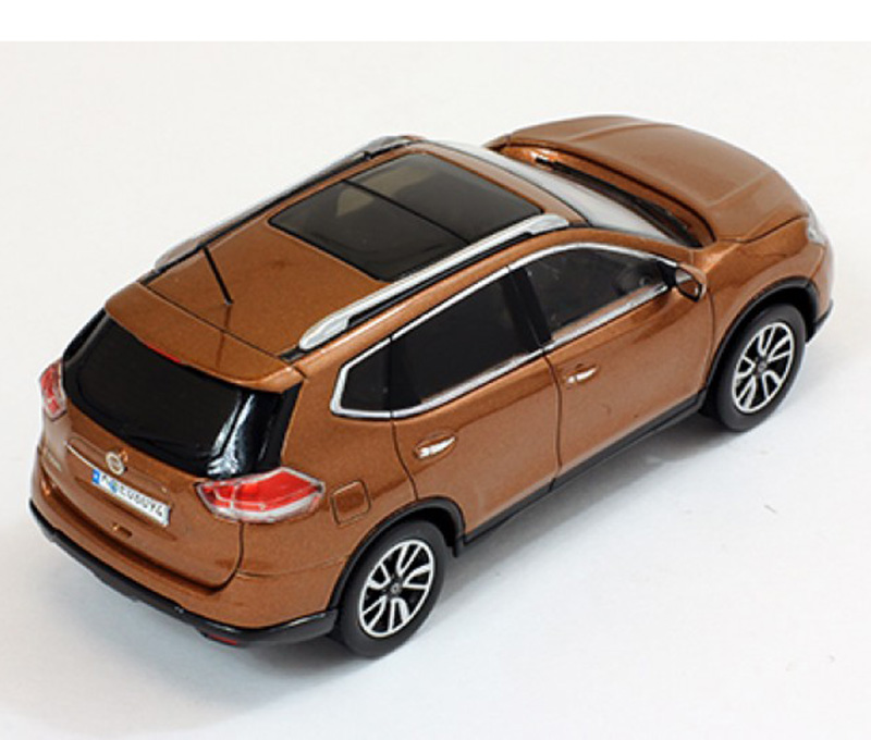 Nissan X-Trail T32 SUV 4x4 2014 dunkelbraun metallik 1:43