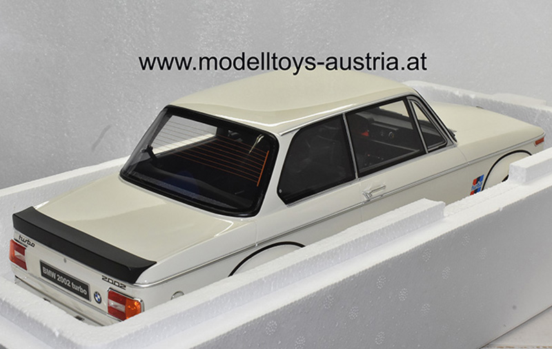 BMW 2002 E20 2002 Turbo 1974 weiss 1:12