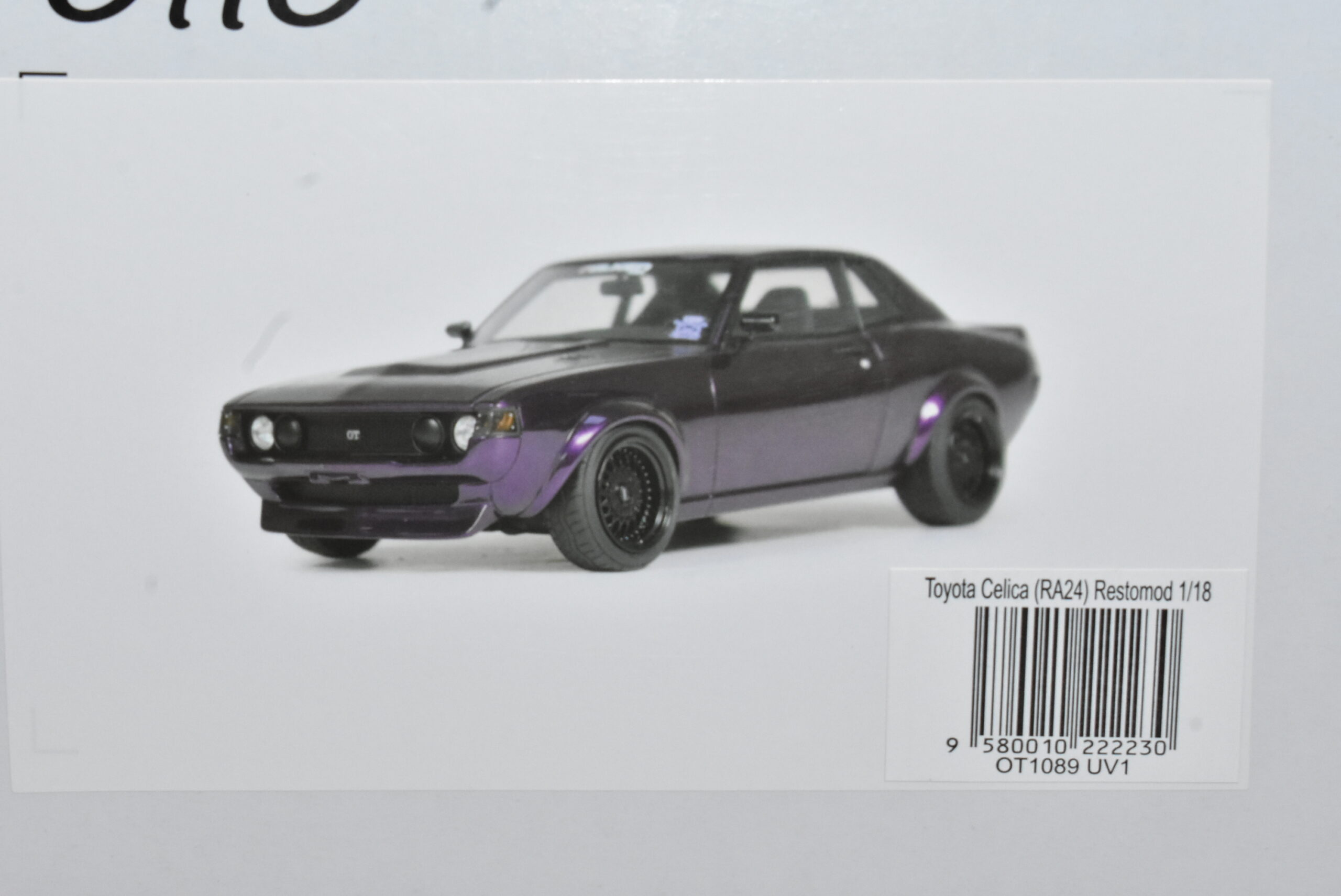 Toyota Celica TA22 RA24 Restomod Coupe violett 1:18