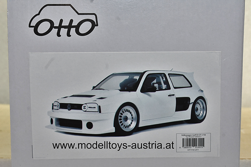 VW Golf III Golf 3 Limousine Khyzyl Saleem 2024 weiss 1:18