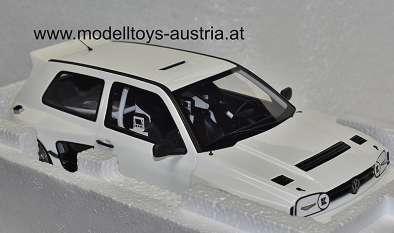 VW Golf III Golf 3 Limousine Khyzyl Saleem 2024 weiss 1:18