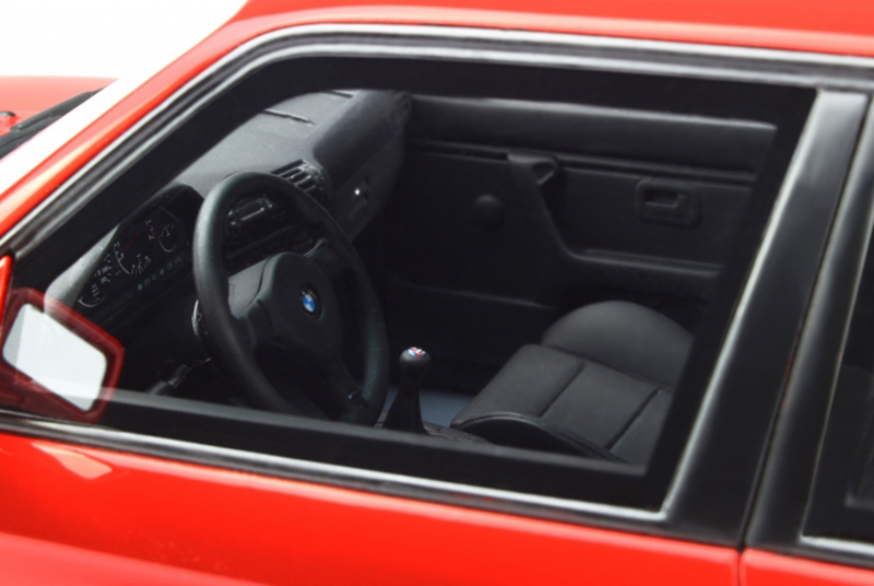 BMW E30 M3 1989 rot 1:18
