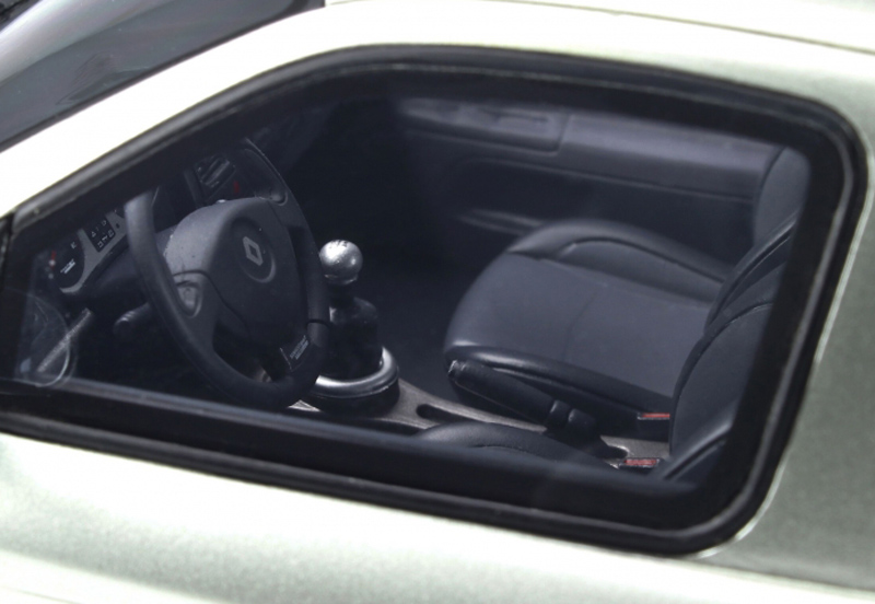 Renault Clio V6 Phase 2 2003 Titanium grau metallik 1:18