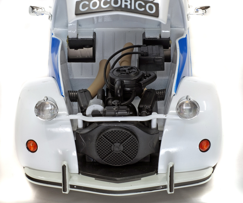 Citroen 2CV 2 CV 6 COCORICO 1986 weiss / rot / blau 1:12