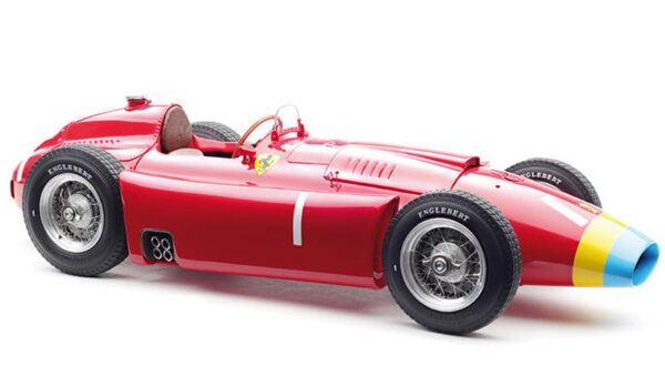 Ferrari D50 Lange Nase Lancia 1956 WELTMEISTER Juan Manuel FANGIO Deutschland GP 1:18 CMC