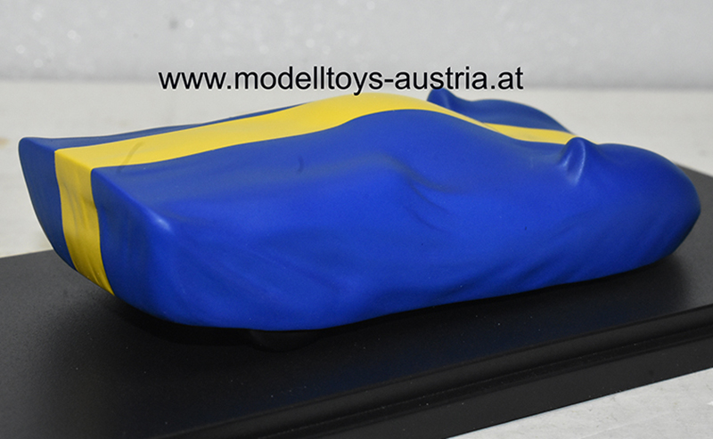Lola T70 Coupe 1967 SILHOUETTE Verhüllt blau / gelb 1:43