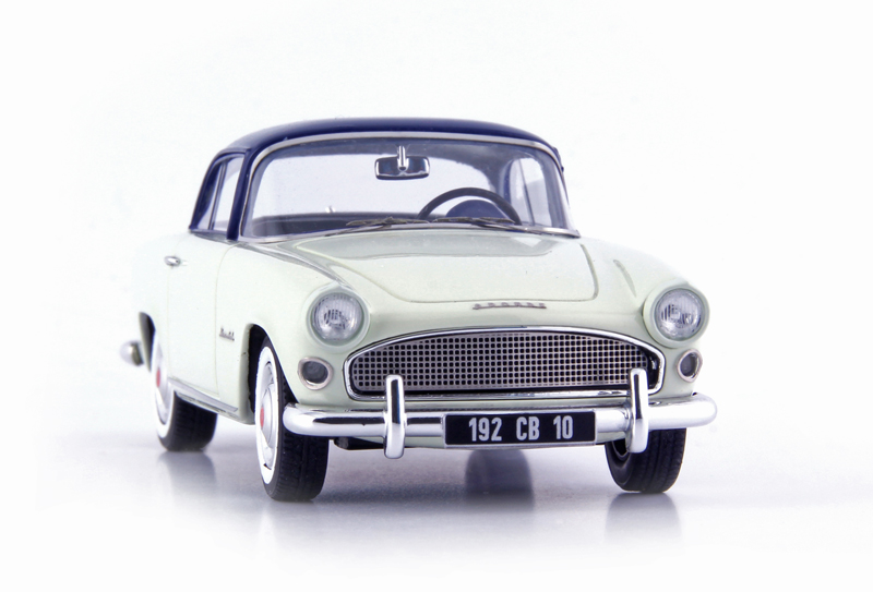 Simca Aronde Plein Ciel 1957 hell grün mit blauem Dach 1:43