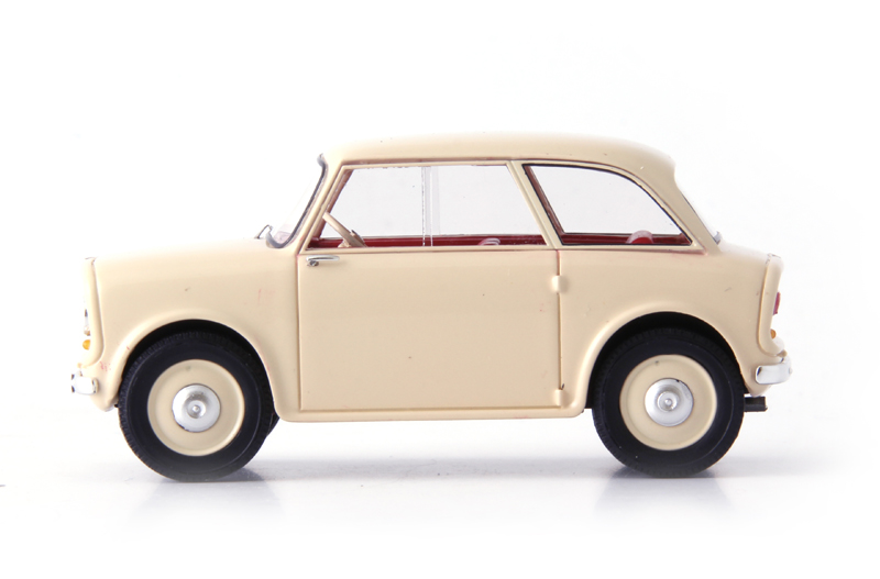 Soletta 750 1956 ivory 1:43