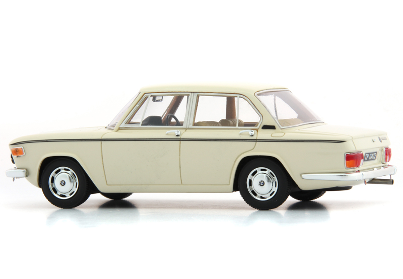 BMW 2004 M Limousine 1973 Südafrika beige 1:43