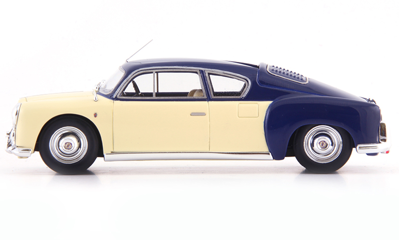 Lancia LP01 Coupe 1947 dunkel blau / cream 1:43