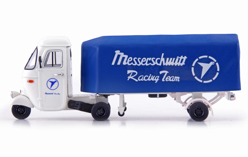 Piaggio Ape Pentaro Renntransporter MESSERSCHMITT blau / weiss 1:43