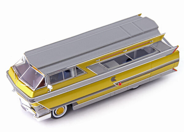 Cadillac Star Streak Bus Motorhome Camper Wohnmobil 1971 gold / silber 1:43
