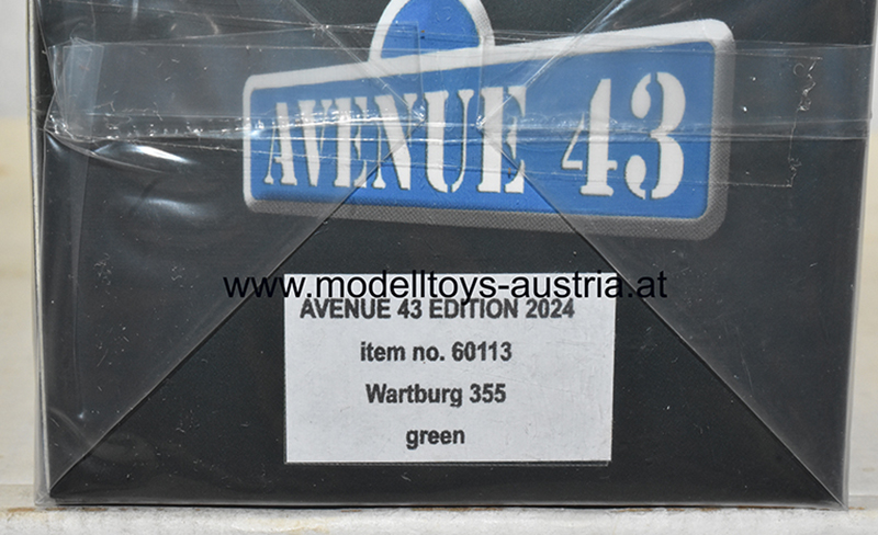 Wartburg 355 Limousine 1968 grün metallik 1:43