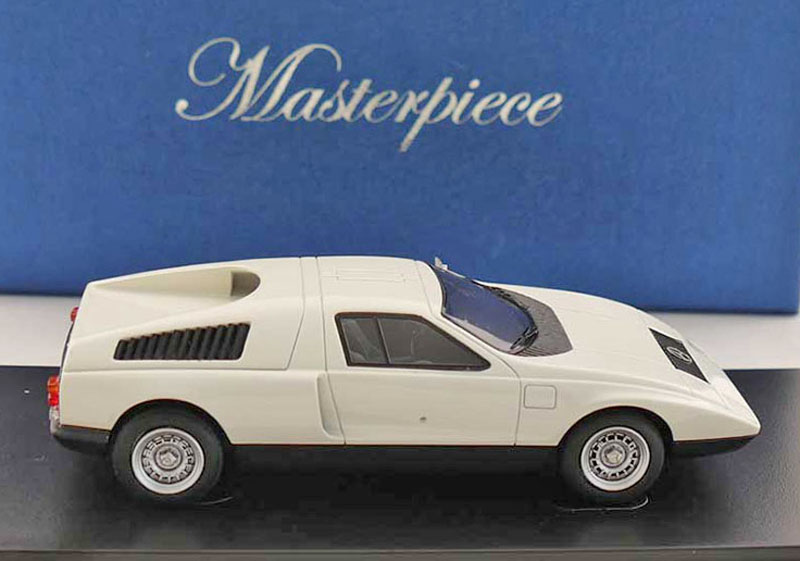 Mercedes Benc C111 Coupe 1969 PRESENTATION IAA weiss 1:43