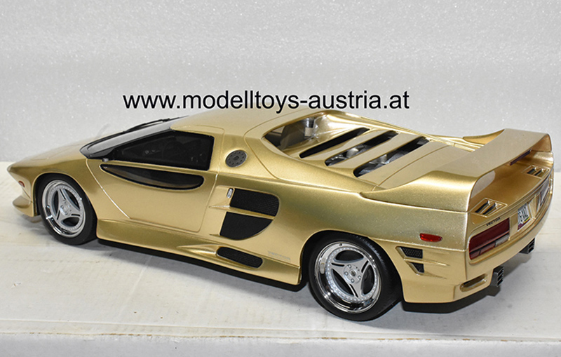 Vector M 12 1995 gold metallik 1:18