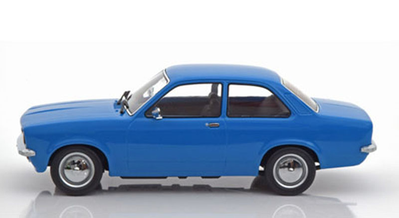 Opel Kadett C Limousine Stufenheck 2 türig blau 1:18