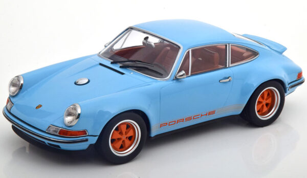 Porsche 911 SINGER Coupe hell blau / orange 1:18