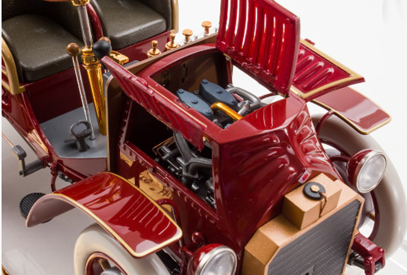 Lohner Porsche Mixte 1901 Elektroauto rot 1:18 Ferdinand Porsche Konstruktion