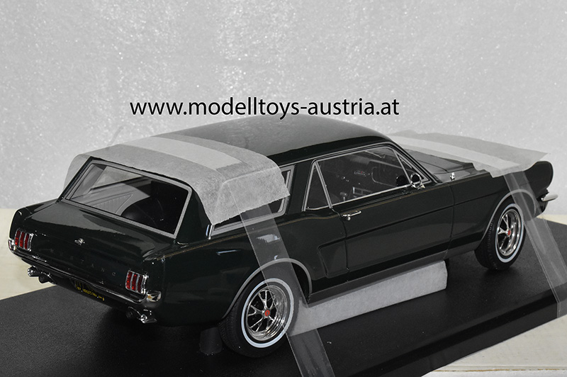 Ford Mustang Intermeccanica Kombi Break 1965 grün 1:18