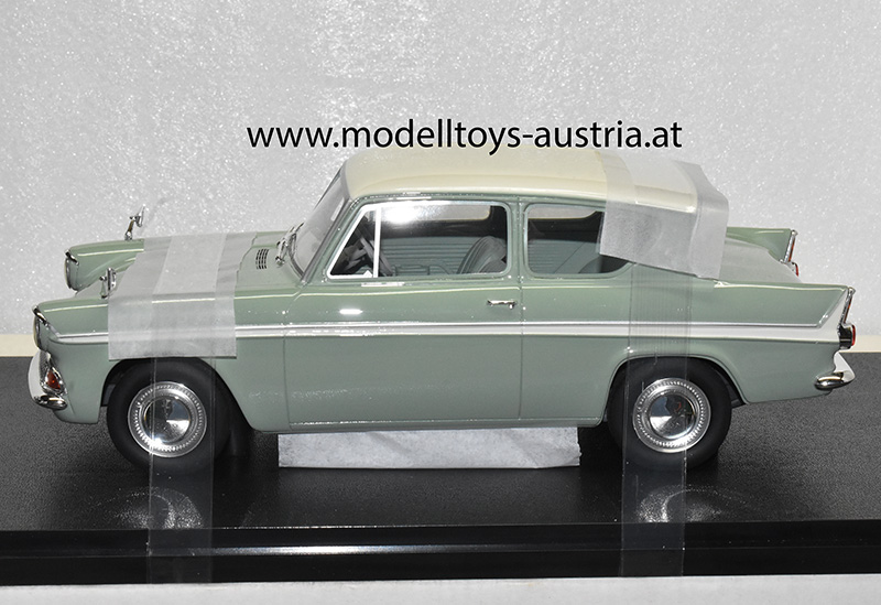 Ford Anglia 105 E Coupe 1961 grün 1:18