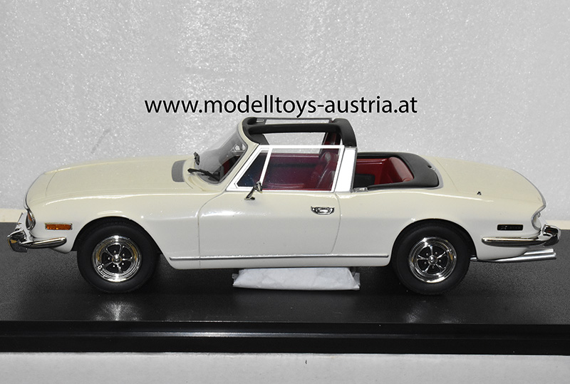 Triumph Stag MK1 Cabrio 1970 weiss 1:18