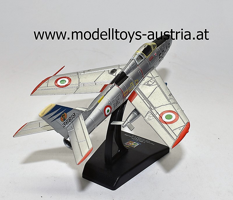 F-84F-61 RE Thunderstreak 32 50° Stormo 155° Gruppo C.B. 1:100