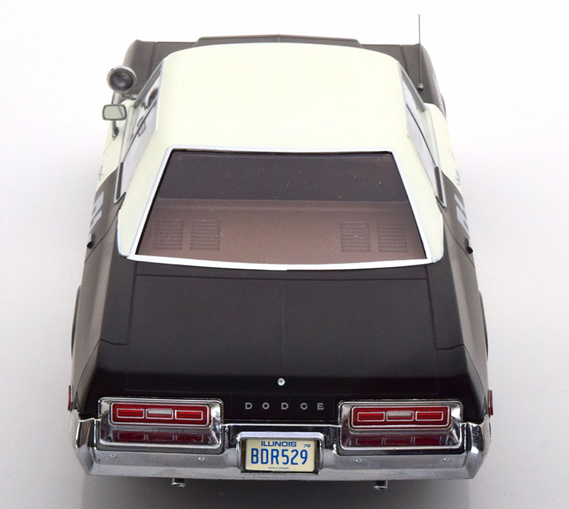 Dodge Monaco 1974 Bluesmobile look a like schwarz / weiss 1:18 OHNE Figuren