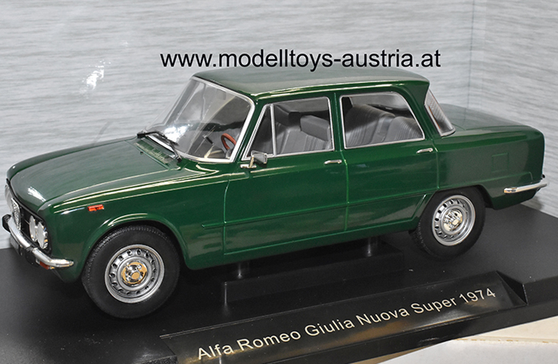Alfa Romeo Giulia Nuova Super Limousine 1974 dunkel grün 1:18