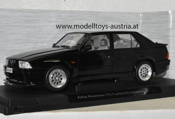Alfa Romeo 75 Turbo Evolitione  schwarz 1:18
