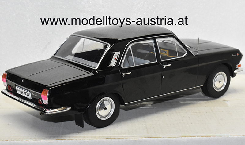 GAZ Wolga Volga M24 Limousine 1967 schwarz 1:18