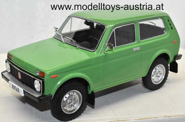 Lada Niva WAS-2121 Niwa Taiga 1976 grün 1:18