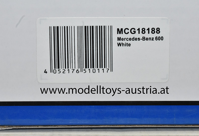 Mercedes Benz W100 6900 Pullmann 1963 weiss 1:18