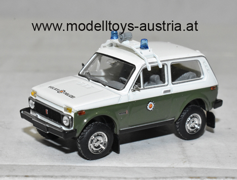 Lada Niva WAS-2121 Niwa 2121 Taiga 1976 VOLKSPOLIZEI Polizei grün / weiss 1:87 H0