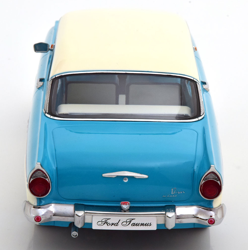 Ford Taunus P2 Limousine 17M 1957 türkis / weiss 1:18
