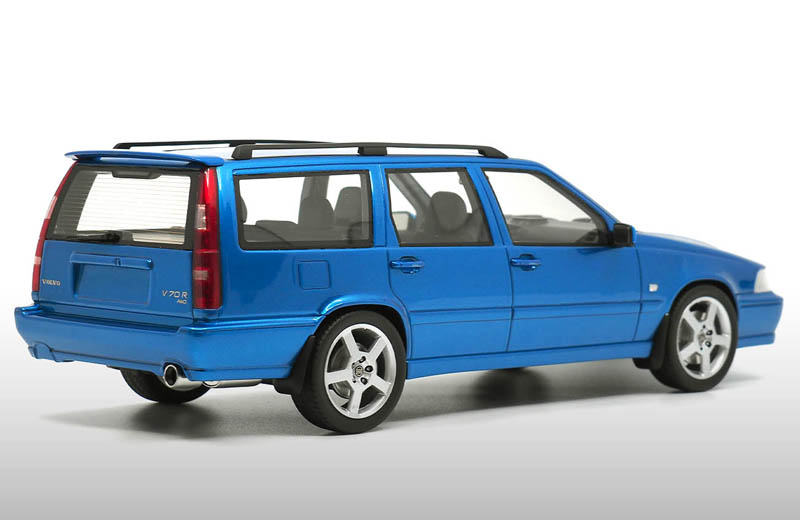 Volvo V70 Break Kombi 1996 blau metallik 1:18