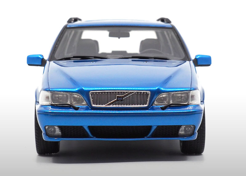 Volvo V70 Break Kombi 1996 blau metallik 1:18