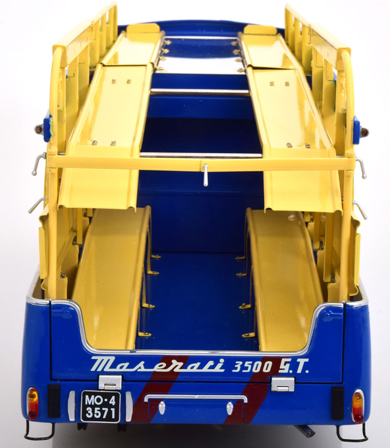 Fiat 642 RN2 Bartoletti Renntransporter 1957 MASERATI 1:18 CMR