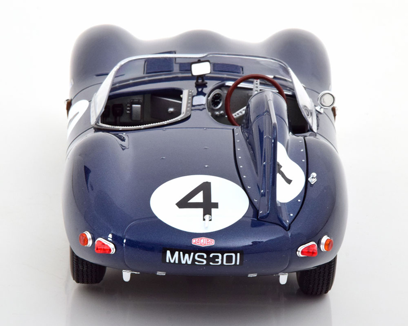 Jaguar D-Type Short Nose 1956 Le Mans Sieger Sanderson / Flockhart 1:18