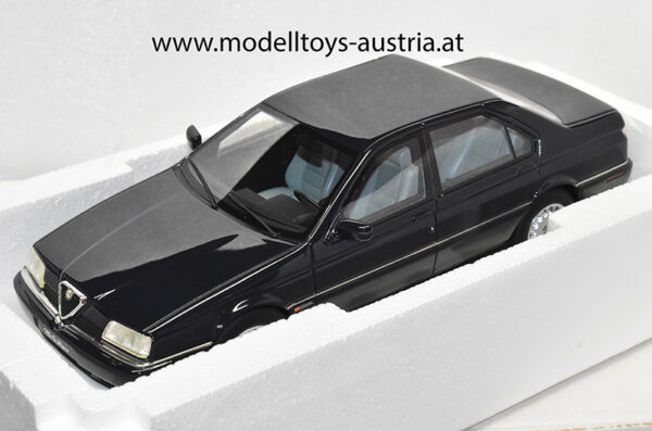 Alfa Romeo 164 Super V6 24V TWIN SPARK 1992 dunkel blau 1:18