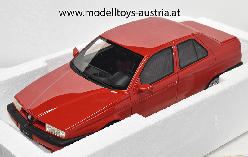 Alfa Romeo 155 Q4 1992 rot 1:18
