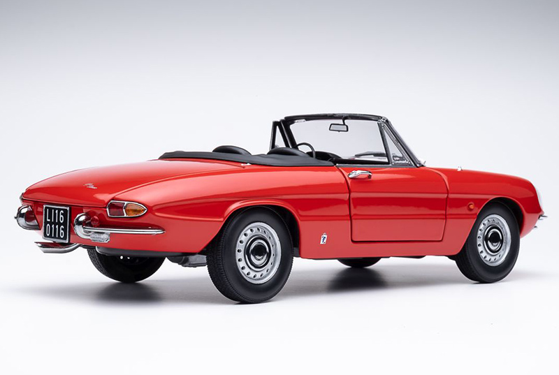 Alfa Romeo 1600 Duetto Spider 1966 rot 1:18