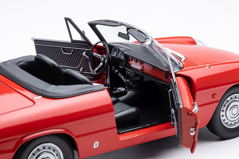 Alfa Romeo 1600 Duetto Spider 1966 rot 1:18