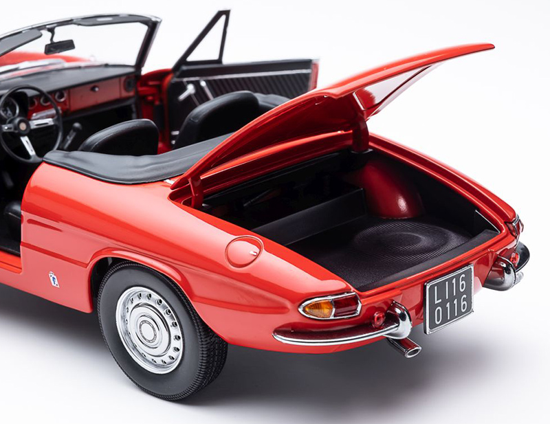 Alfa Romeo 1600 Duetto Spider 1966 rot 1:18