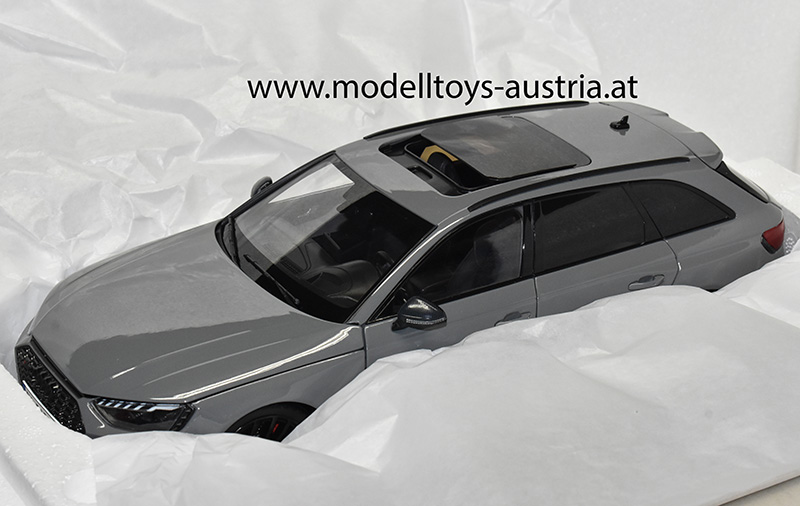 Audi RS4 B9 Avant Kombi Break 2017 grau 1:18 Audi A4