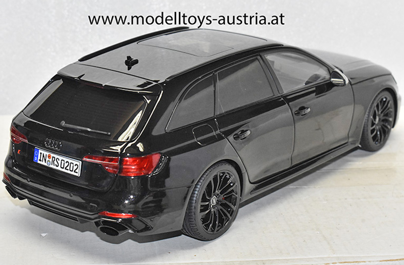 Audi RS4 B9 Avant Kombi Break 2017 schwarz 1:18 Audi A4