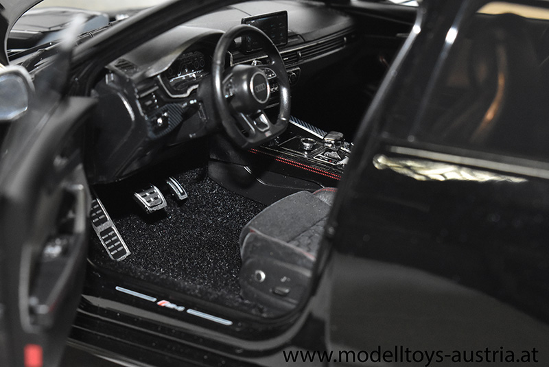 Audi RS4 B9 Avant Kombi Break 2017 schwarz 1:18 Audi A4