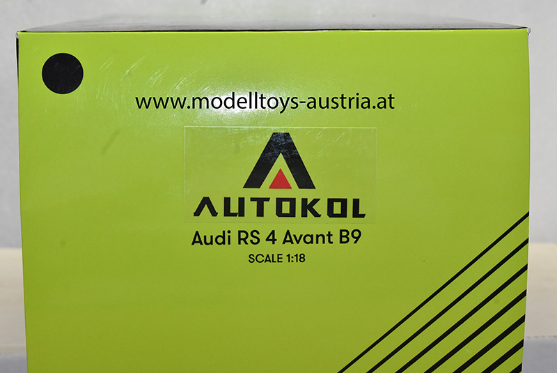 Audi RS4 B9 Avant Kombi Break 2017 schwarz 1:18 Audi A4