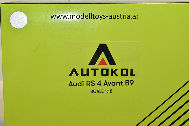 Audi RS4 B9 Avant Kombi Break 2017 silber 1:18 Audi A4
