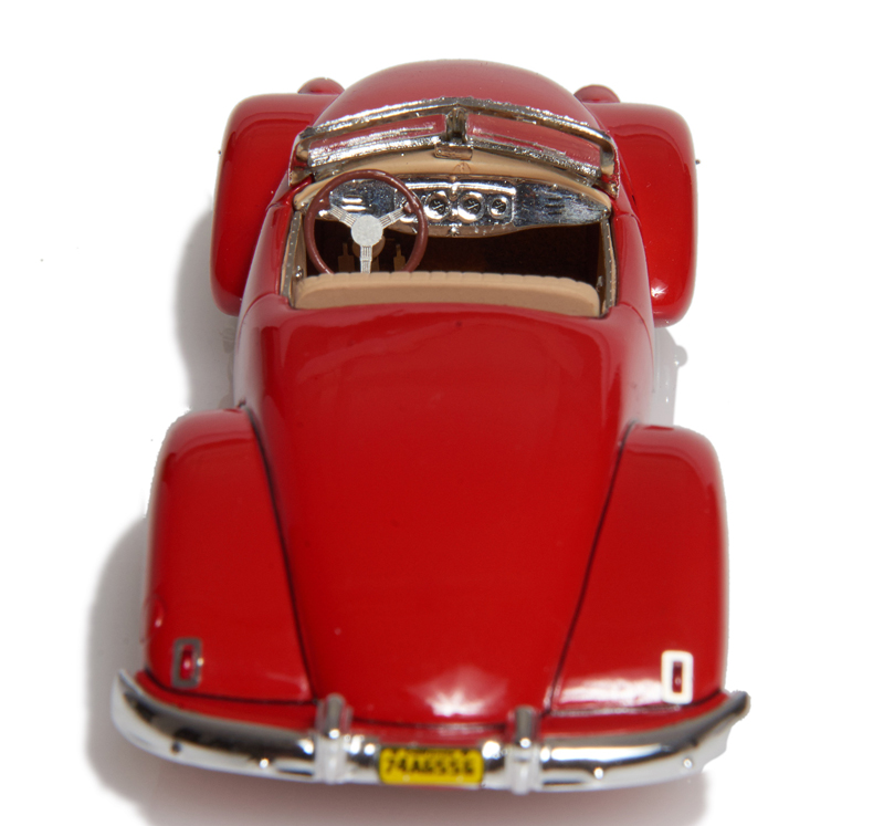 Kurtis Omohundro Comet Custom Cabrio 1947 rot 1:43